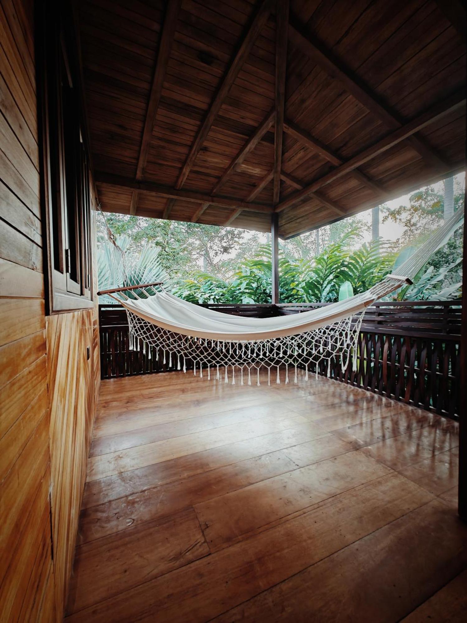 Lodge The River House - Upscale *