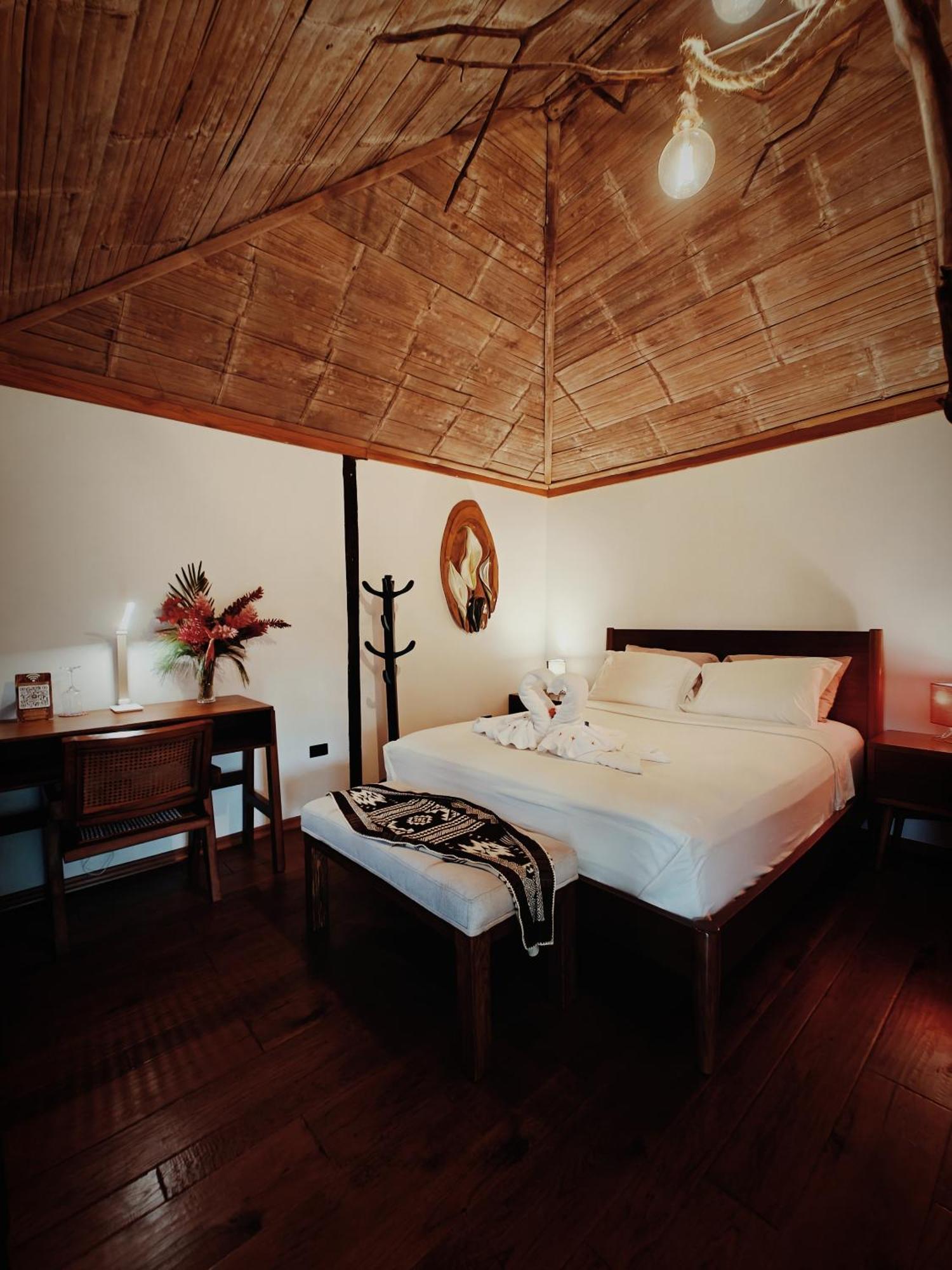 The River House - Upscale *