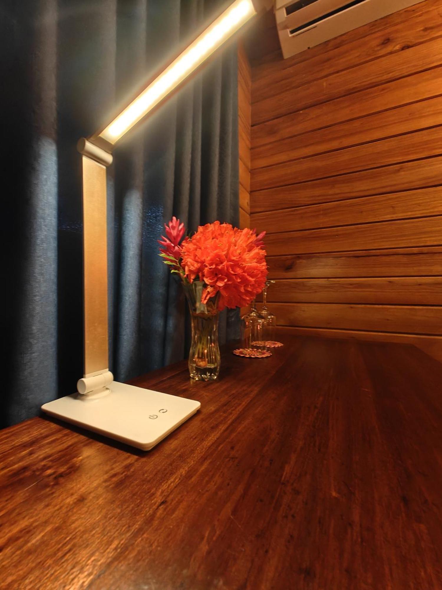 The River House - Upscale * Puerto Quito