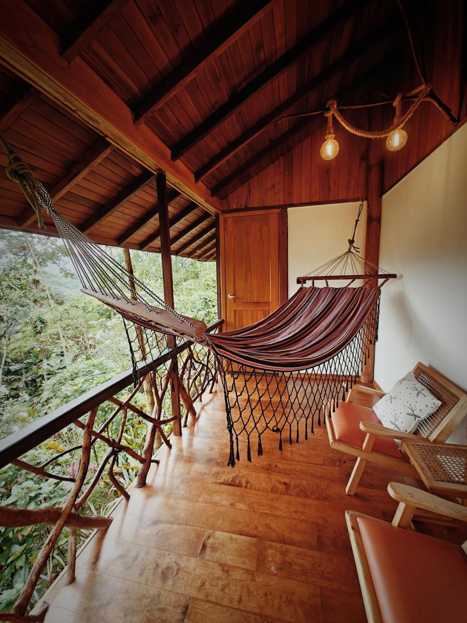 Lodge The River House - Upscale Puerto Quito